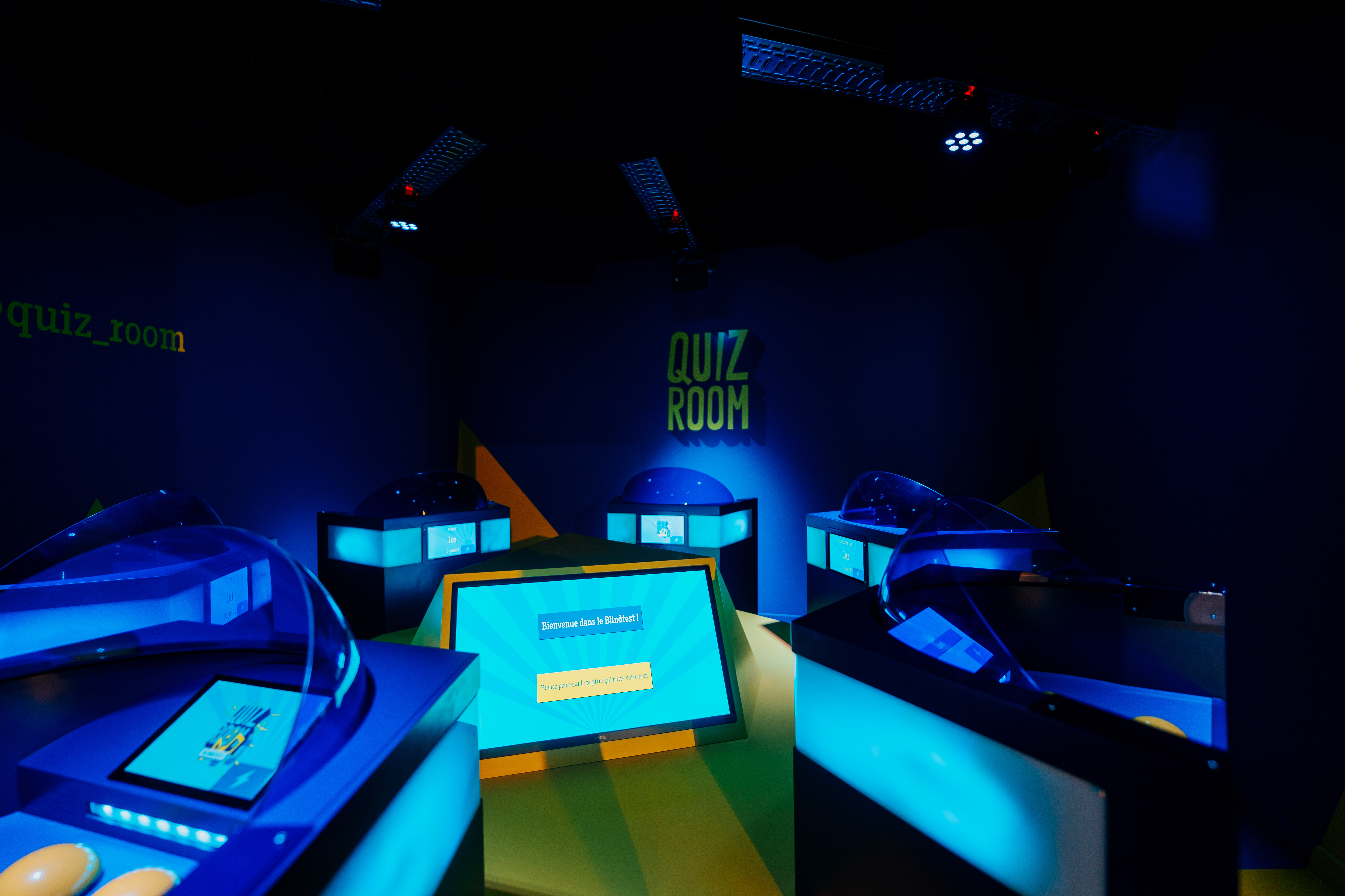 Quiz Room Valence